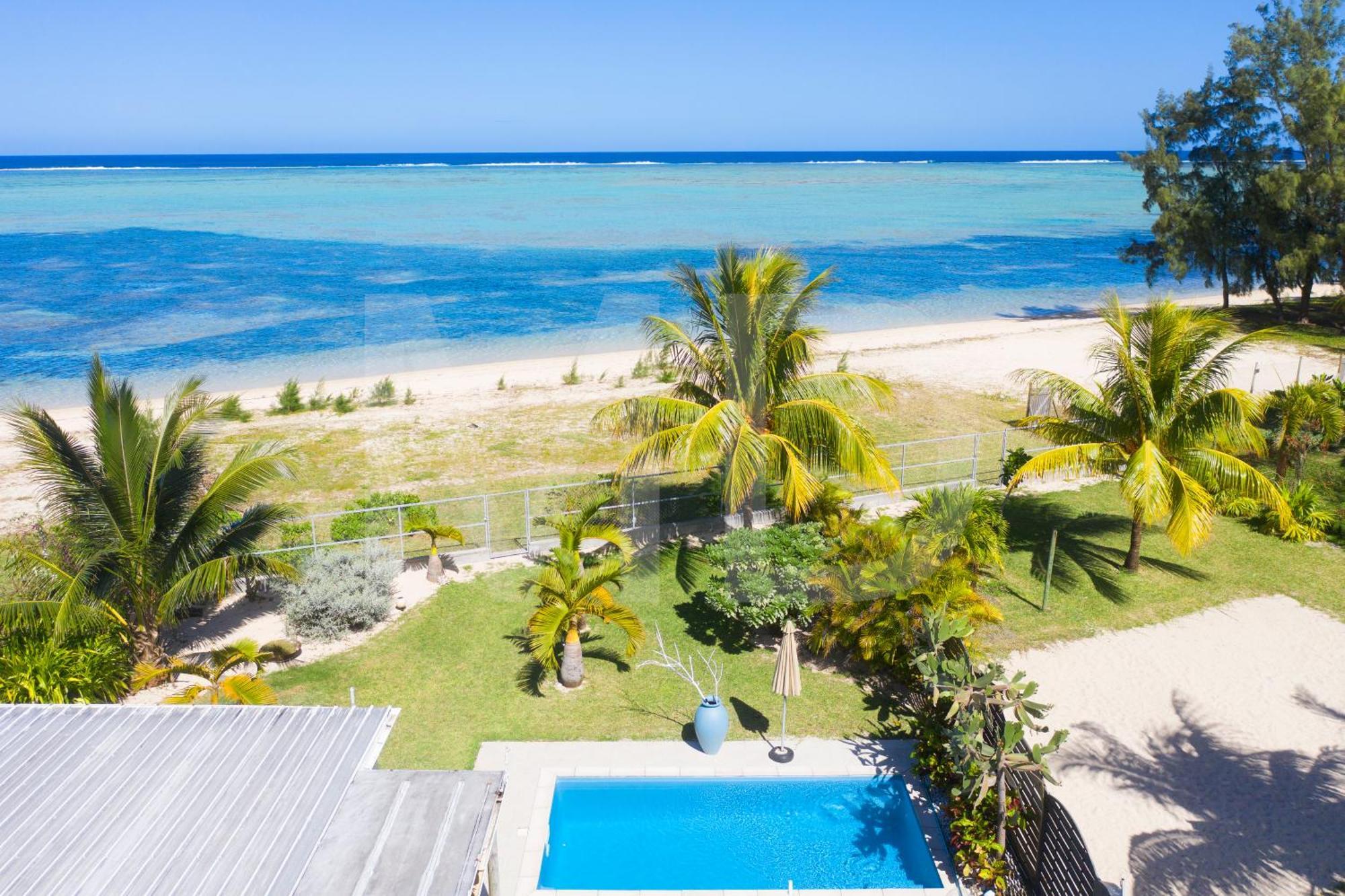 Chalet Kestrel With Pool On The Beach Riambel ภายนอก รูปภาพ
