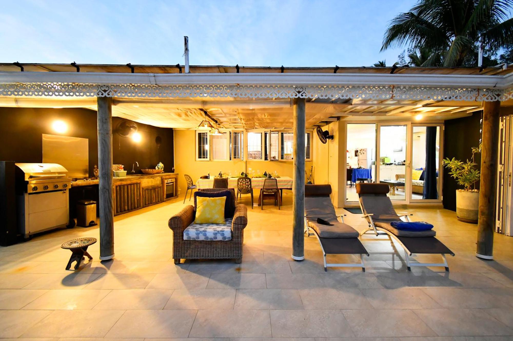 Chalet Kestrel With Pool On The Beach Riambel ภายนอก รูปภาพ
